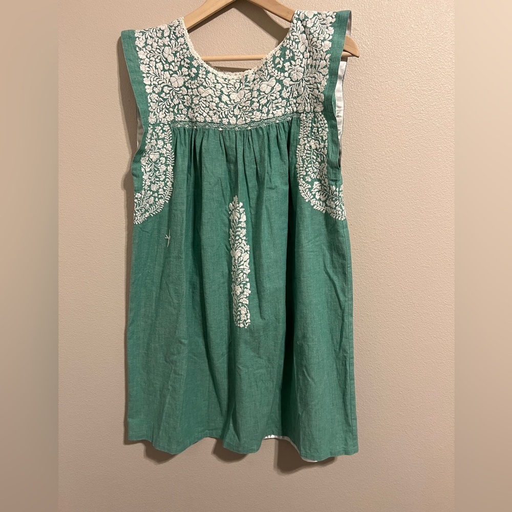 Mi Golondrina Green Dress with White Embroidery